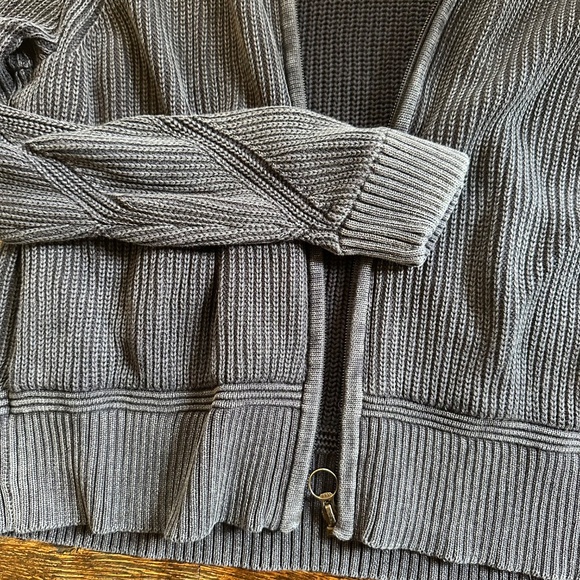 Lululemon Zip-Up Sweatshirt - Picture 2 of 3